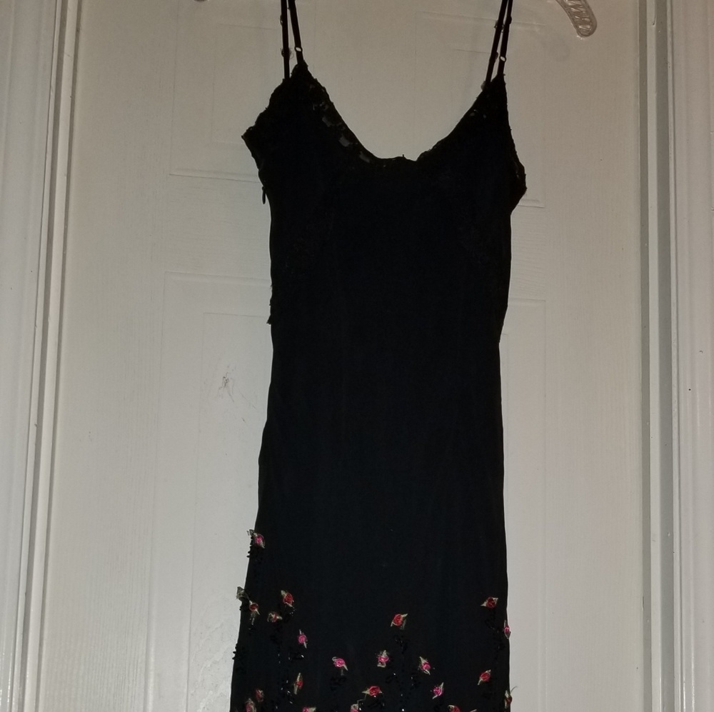 Dress - Picture 2 of 6